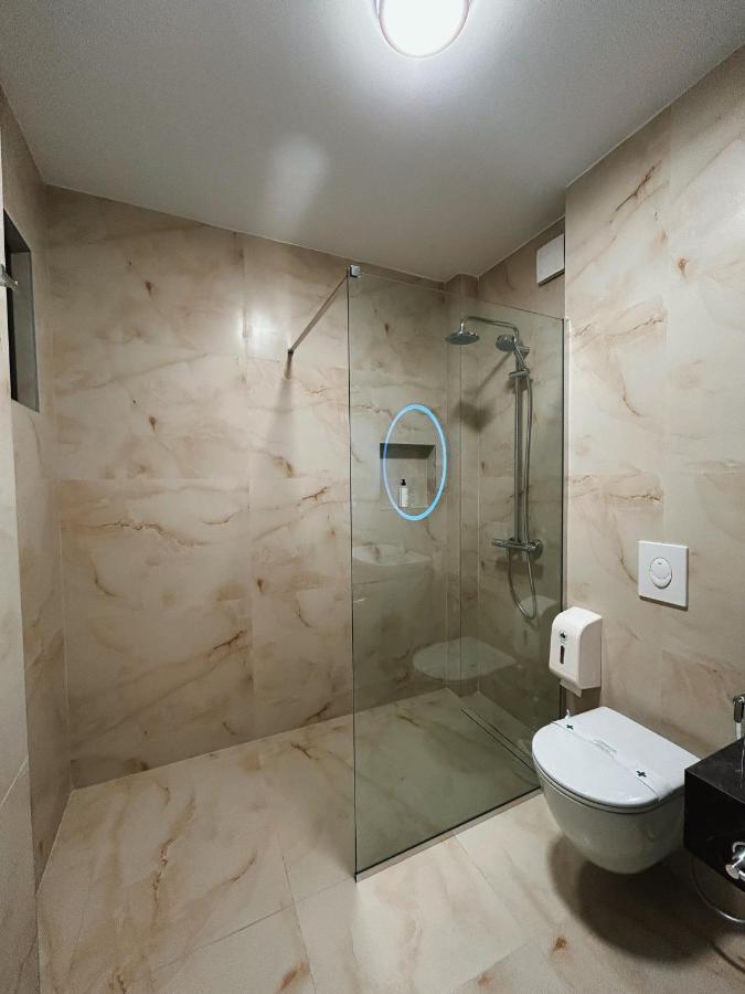 Clinton Tirana Inn Dış mekan fotoğraf