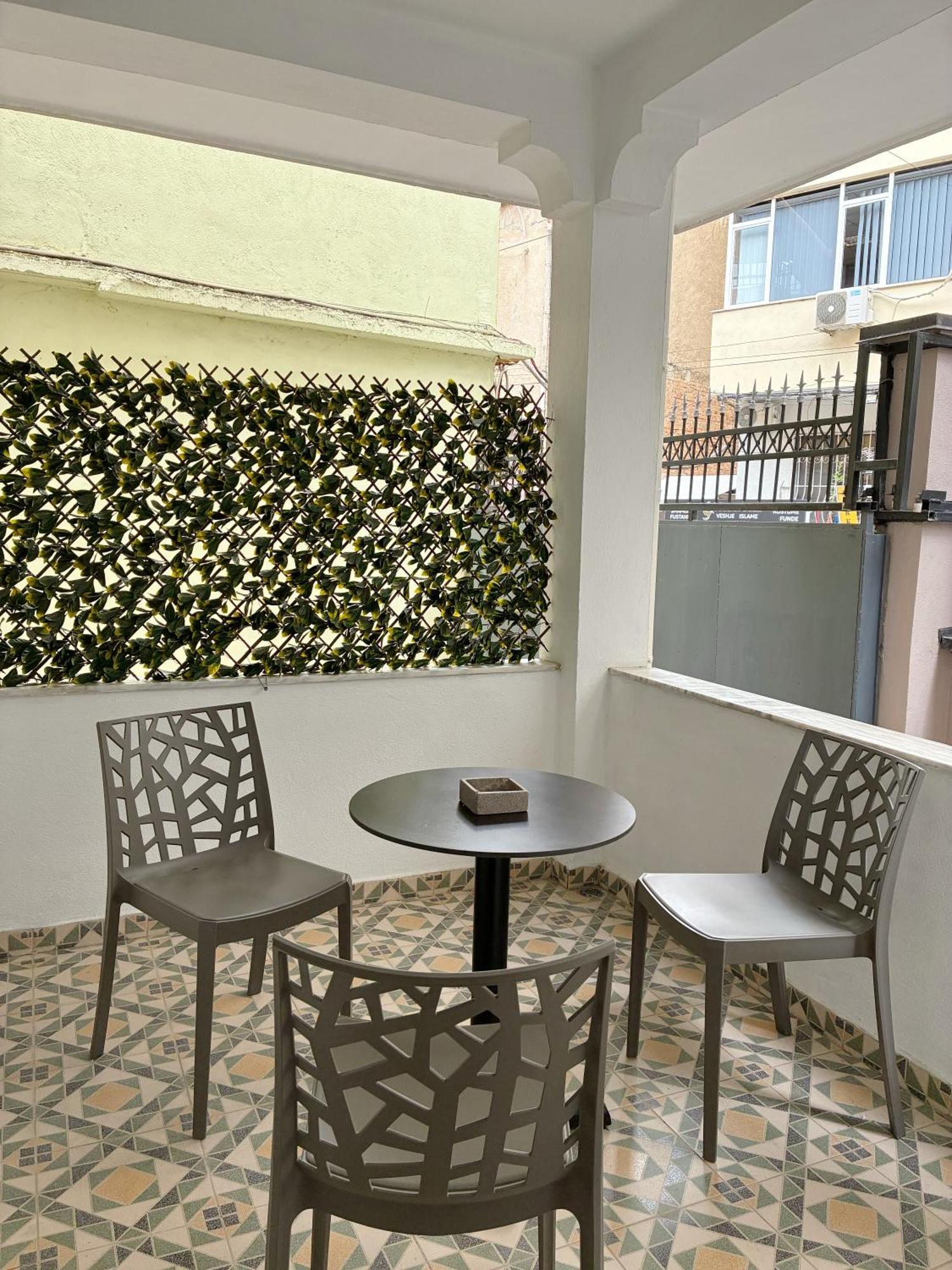 Clinton Tirana Inn Dış mekan fotoğraf
